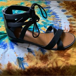 FOREVER 21 black gladiator sandals